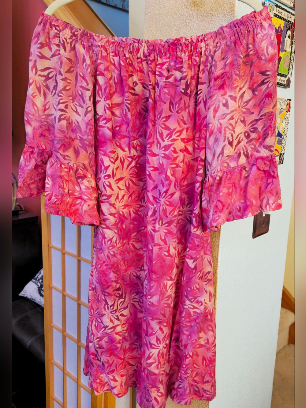 Kou' Aloha Hawaiian Auntie Off Shoulder Pink Batik Mini Dress Size Small
